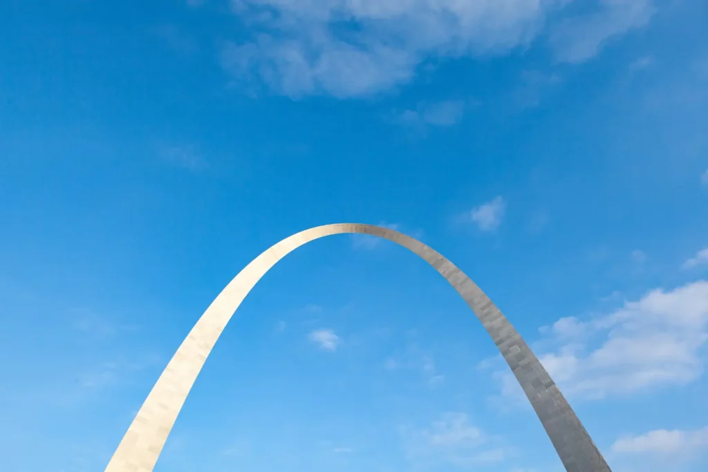 Cities Built Around Arches and Gateways