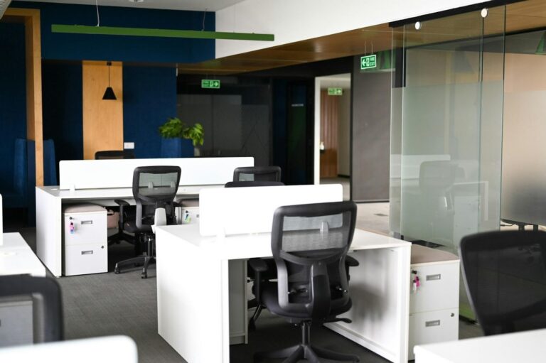 Finding Your Workspace: The Leased and Serviced Office Comparison