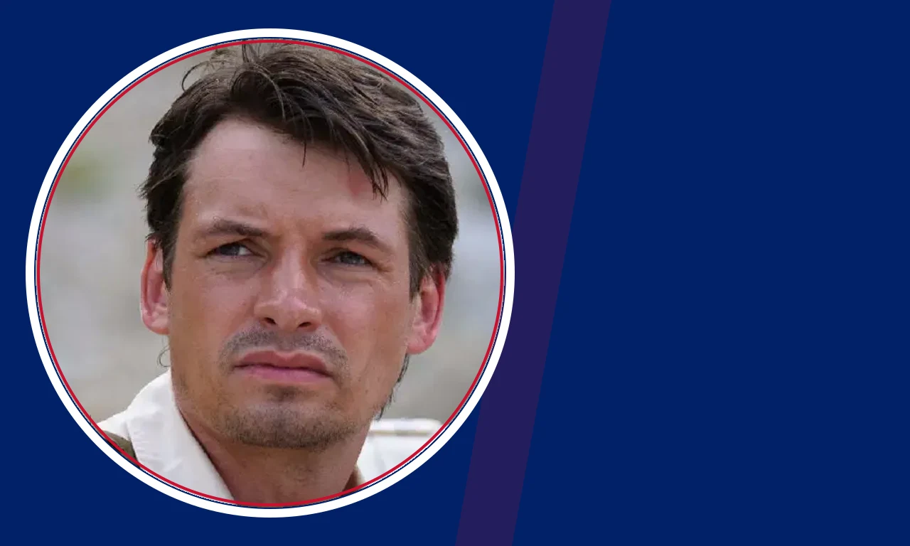 Andrey Saminin portrait on navy background