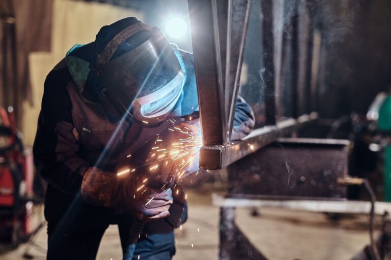 How Wire Diameter Affects Penetration, Strength, and Weld Quality